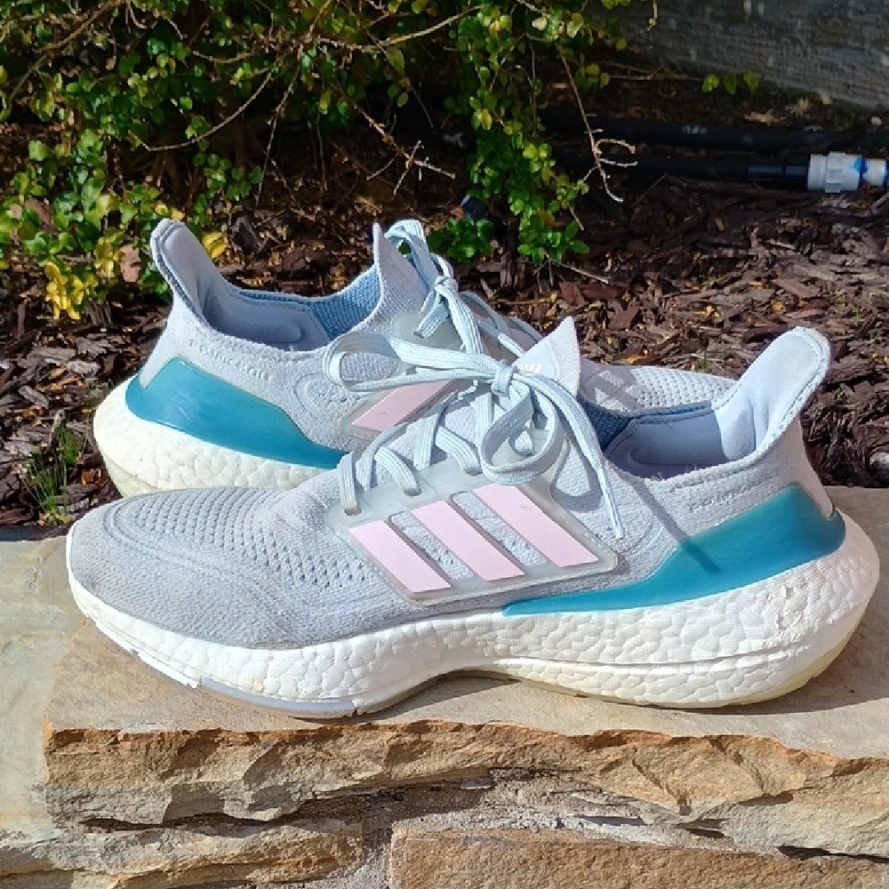 Adidas UltraBoost 21 Halo Blue Fresh Candy Women's Running Shoes FY0395 Size 8.5